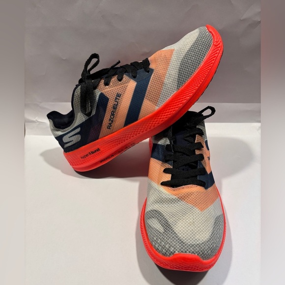 Men’s 7.5 Sketchers Razor Elite running shoe - Picture 2 of 5